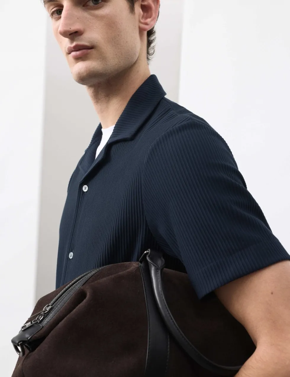 Regular Fit Textured Short Sleeve Shirt
