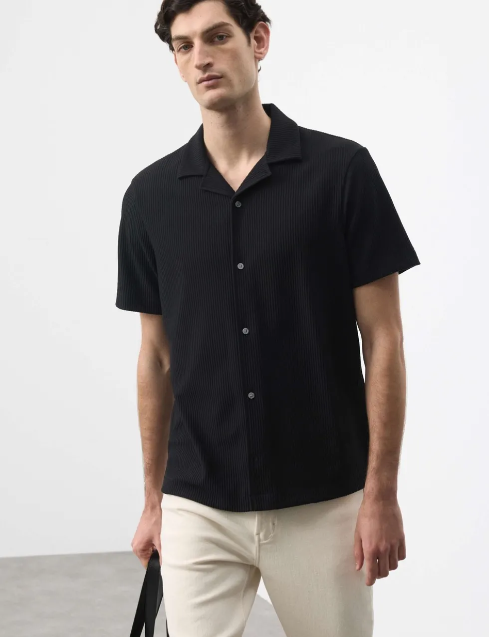 Regular Fit Textured Short Sleeve Shirt