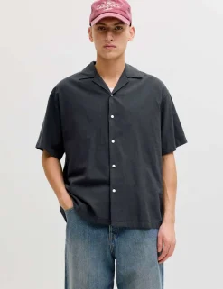Relaxed Fit Revere Collar Short Sleeve Shirt