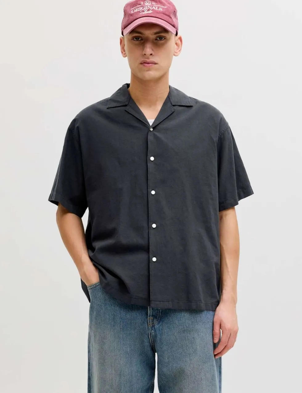 Relaxed Fit Revere Collar Short Sleeve Shirt