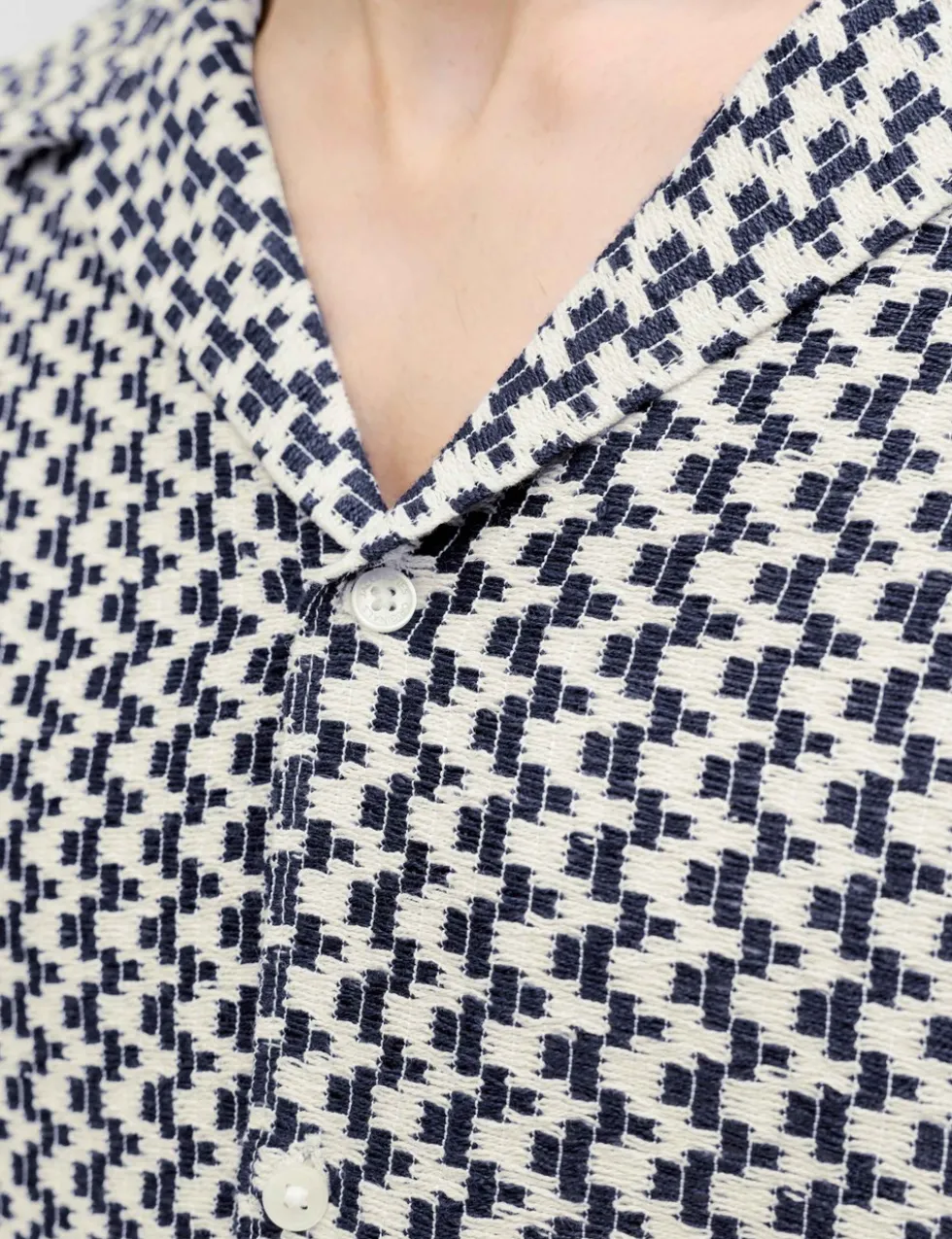 Relaxed Fit Revere Collar Short Sleeve Shirt