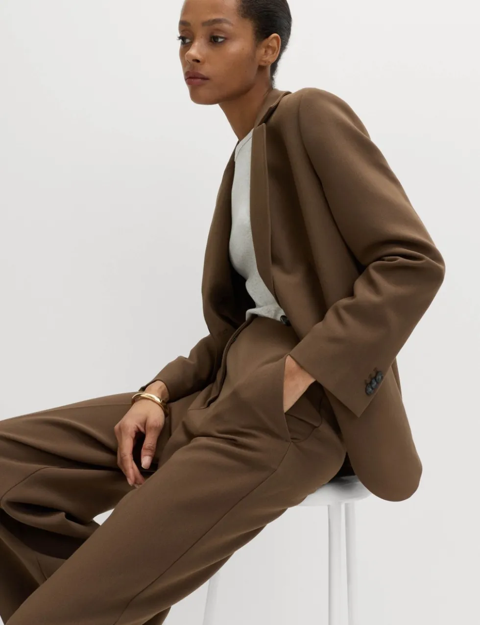 Relaxed Tailored Single-Breasted Blazer