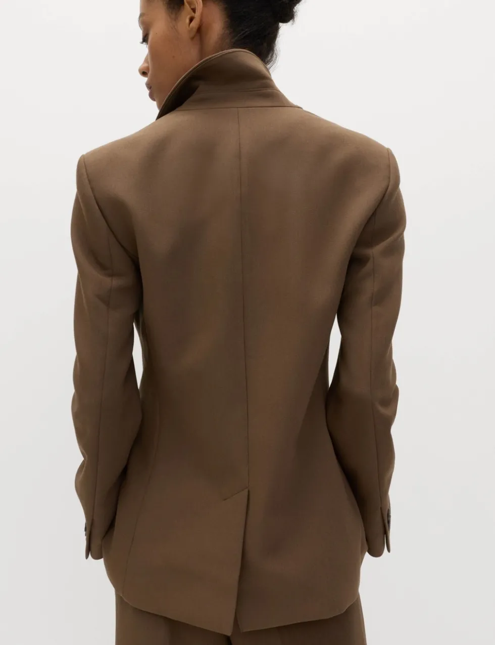 Relaxed Tailored Single-Breasted Blazer