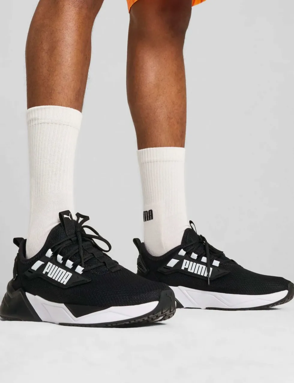 Retaliate 3 Sports Trainers