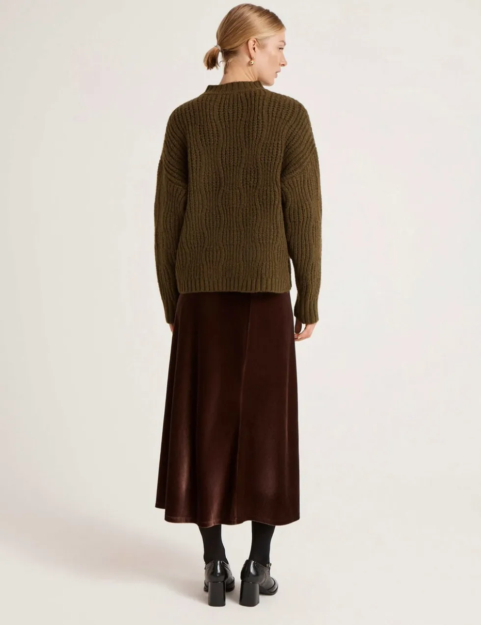 Ribbed Crew Neck Button Front Cardigan