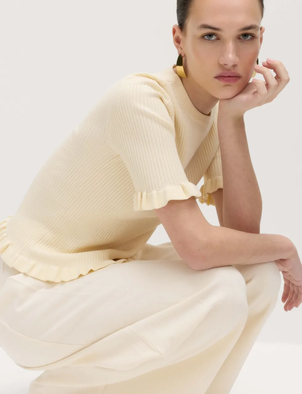 Ribbed Frill Detail Knitted Top