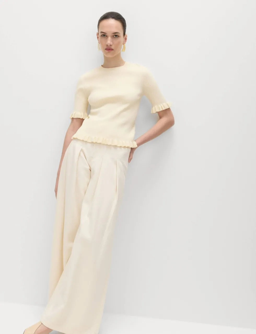 Ribbed Frill Detail Knitted Top