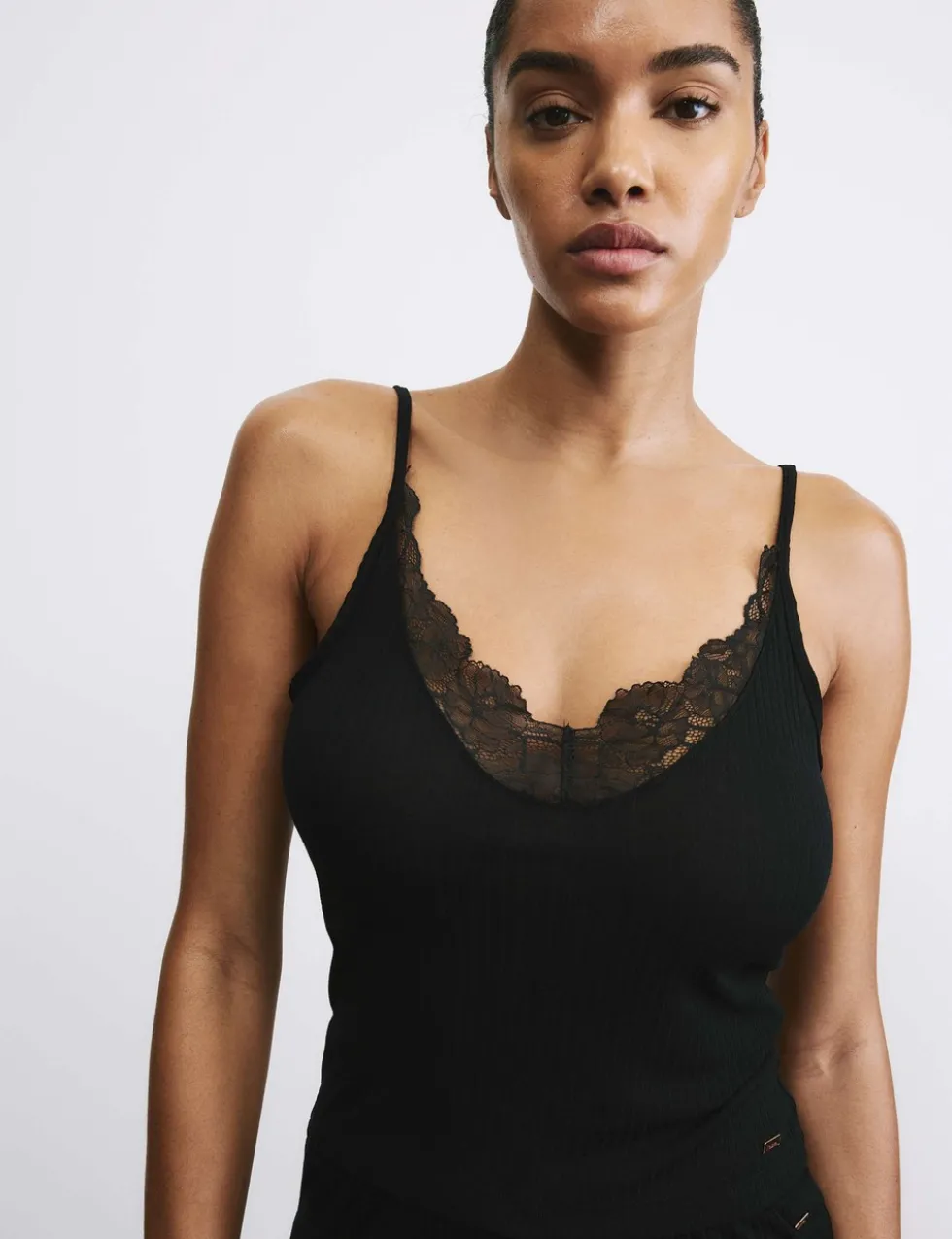 Ribbed Lace Trim Cami Top with Wool