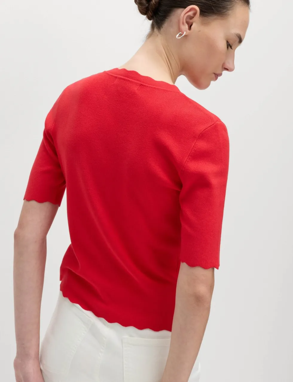 Ribbed Scallop Edge Slim Fit Cardigan