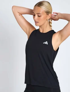 Running Essentials Round Neck Tank Top
