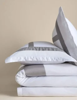 Sateen Applique Bedding Set