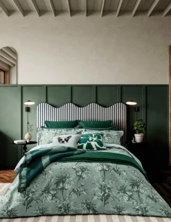 Sateen Belmar Floral Bedding Set