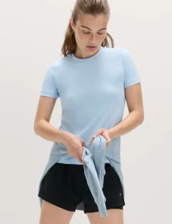 Scoop Neck Fitted T-Shirt