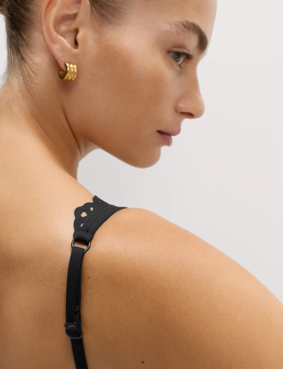 Sculpt Broderie Trim Plunge Swimsuit