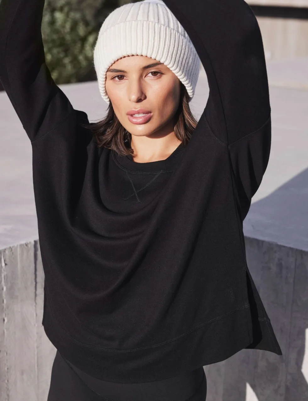 Shelby Crew Neck Step Hem Relaxed Sweat-shirt