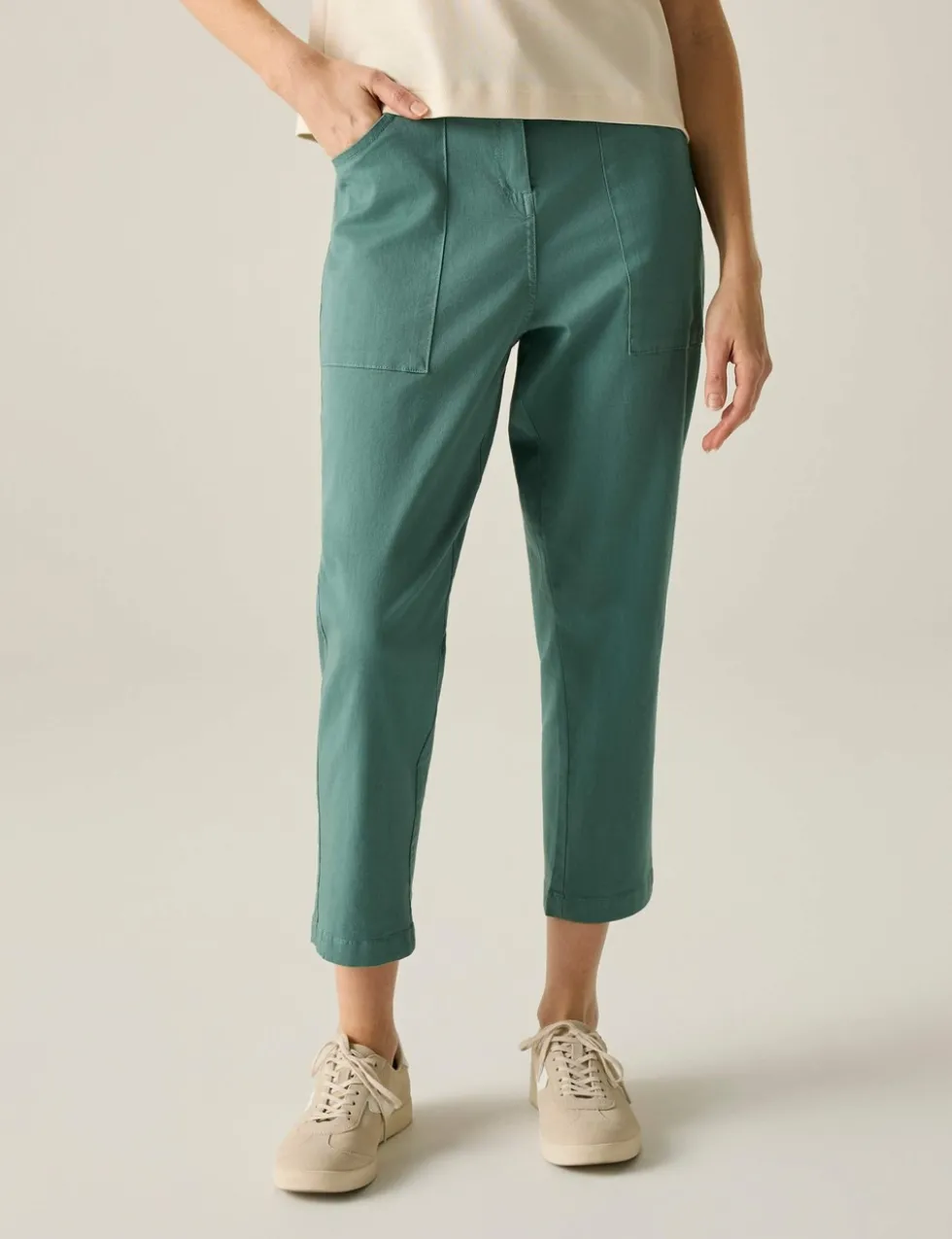 Shorebella Cotton Blend Straight Leg Cropped Trousers