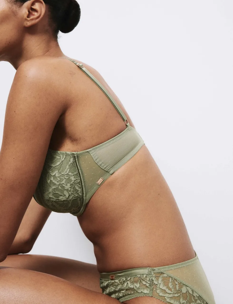 Silk & Lace Wired Scoop Demi Cup Bra (A-E)