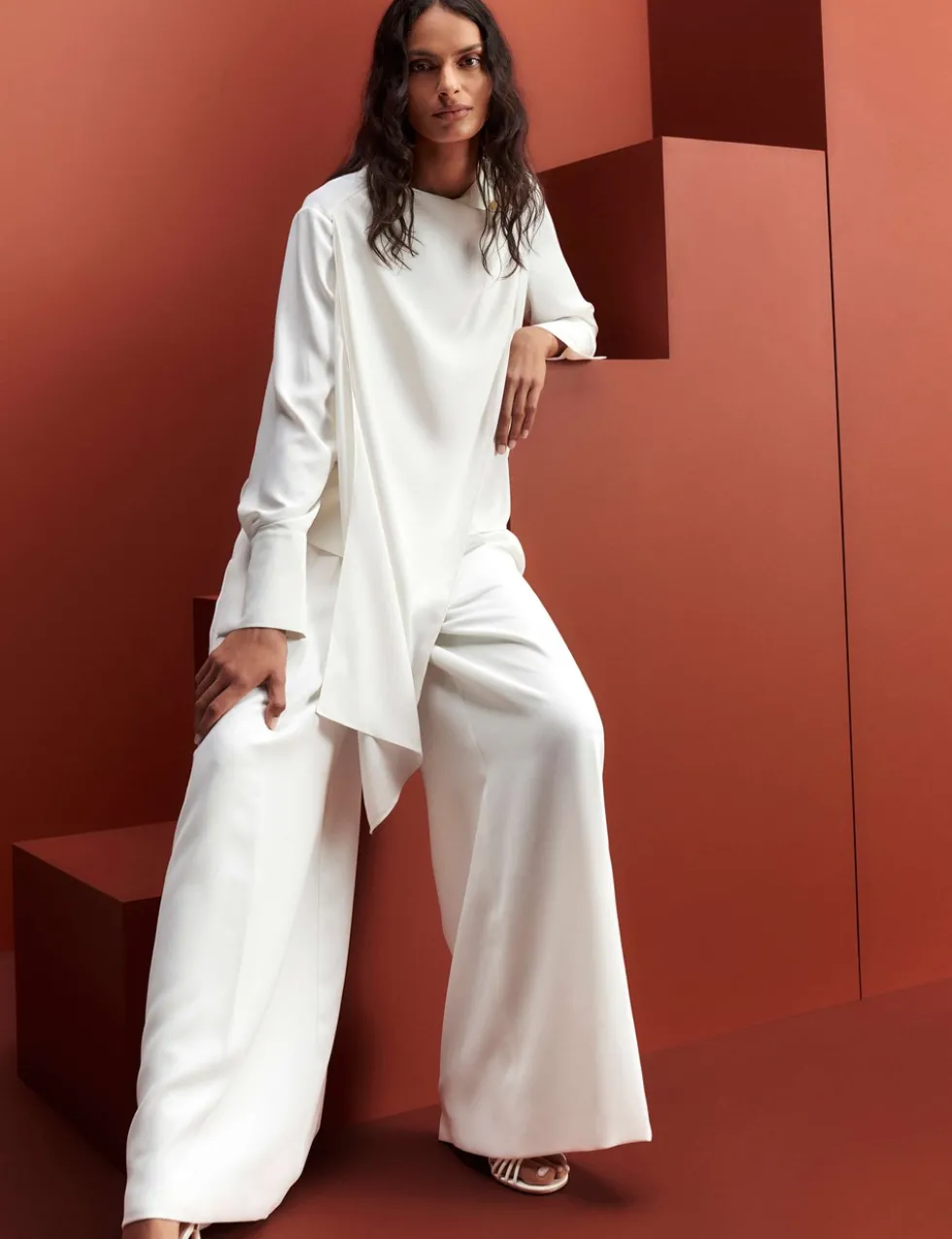 Single Pleat Wide Leg Trousers