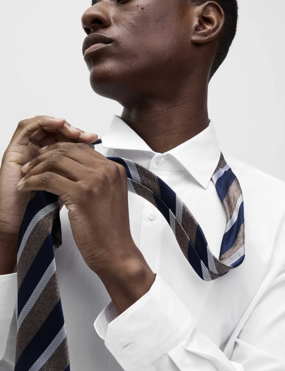 Skinny Fit Easy Iron Cotton Blend Shirt