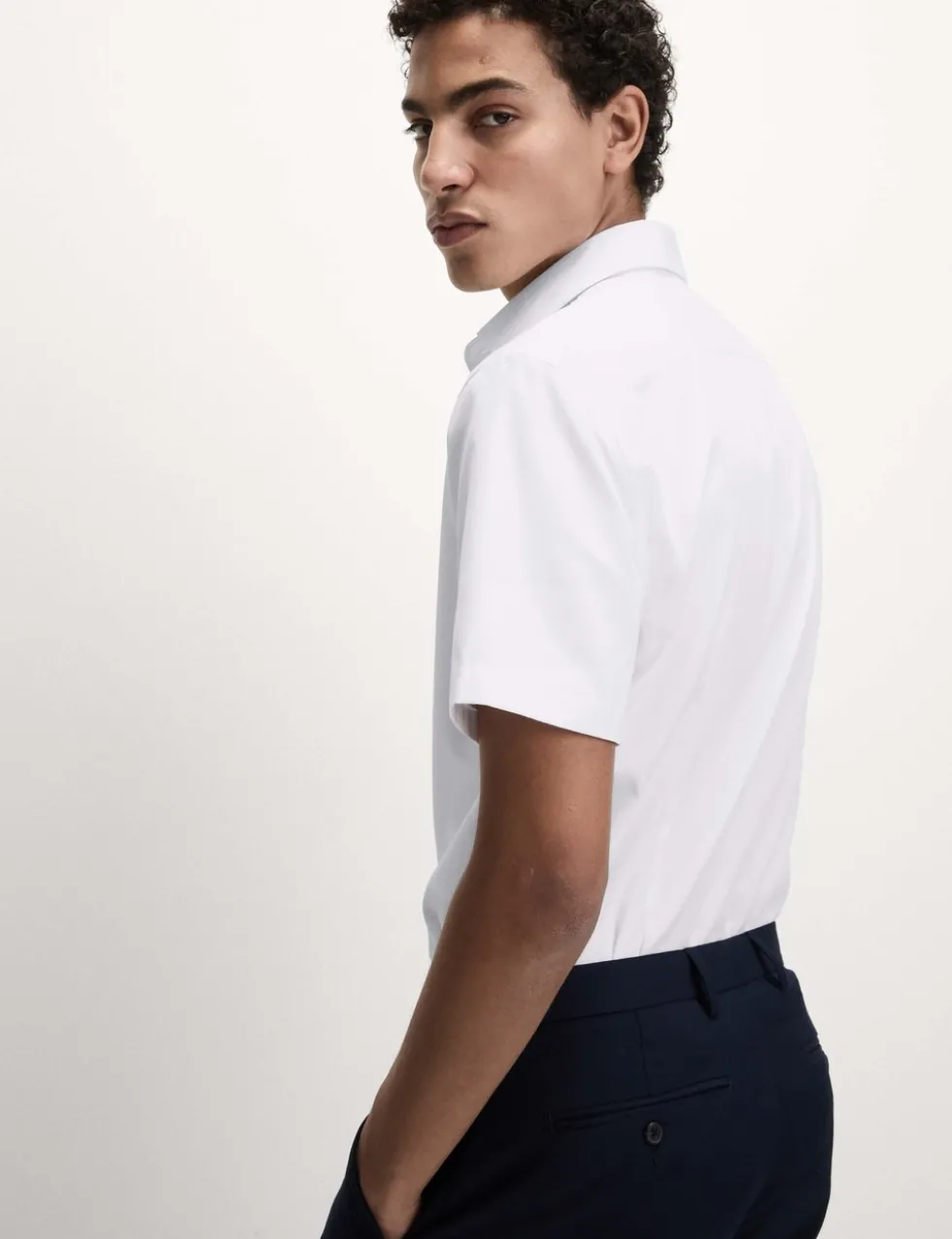 Slim Fit Easy Iron Cotton Blend Short Sleeve Shirt