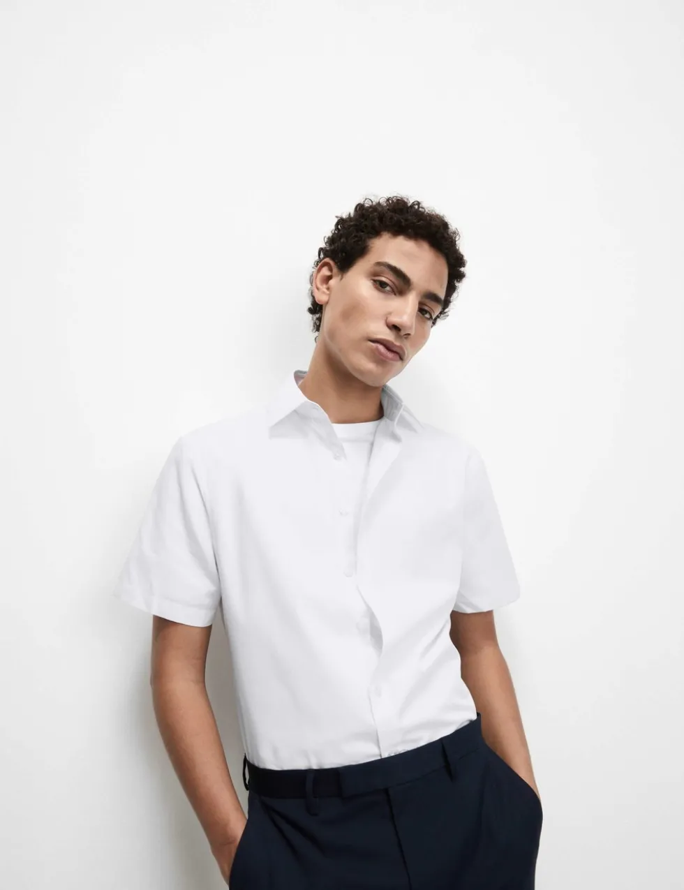 Slim Fit Easy Iron Cotton Blend Short Sleeve Shirt