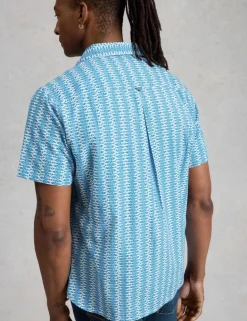 Slim Fit Fish Print Short Sleeve Shirt