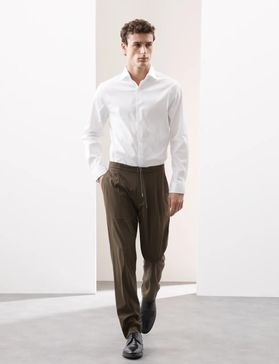 Slim Fit Performance Shirt