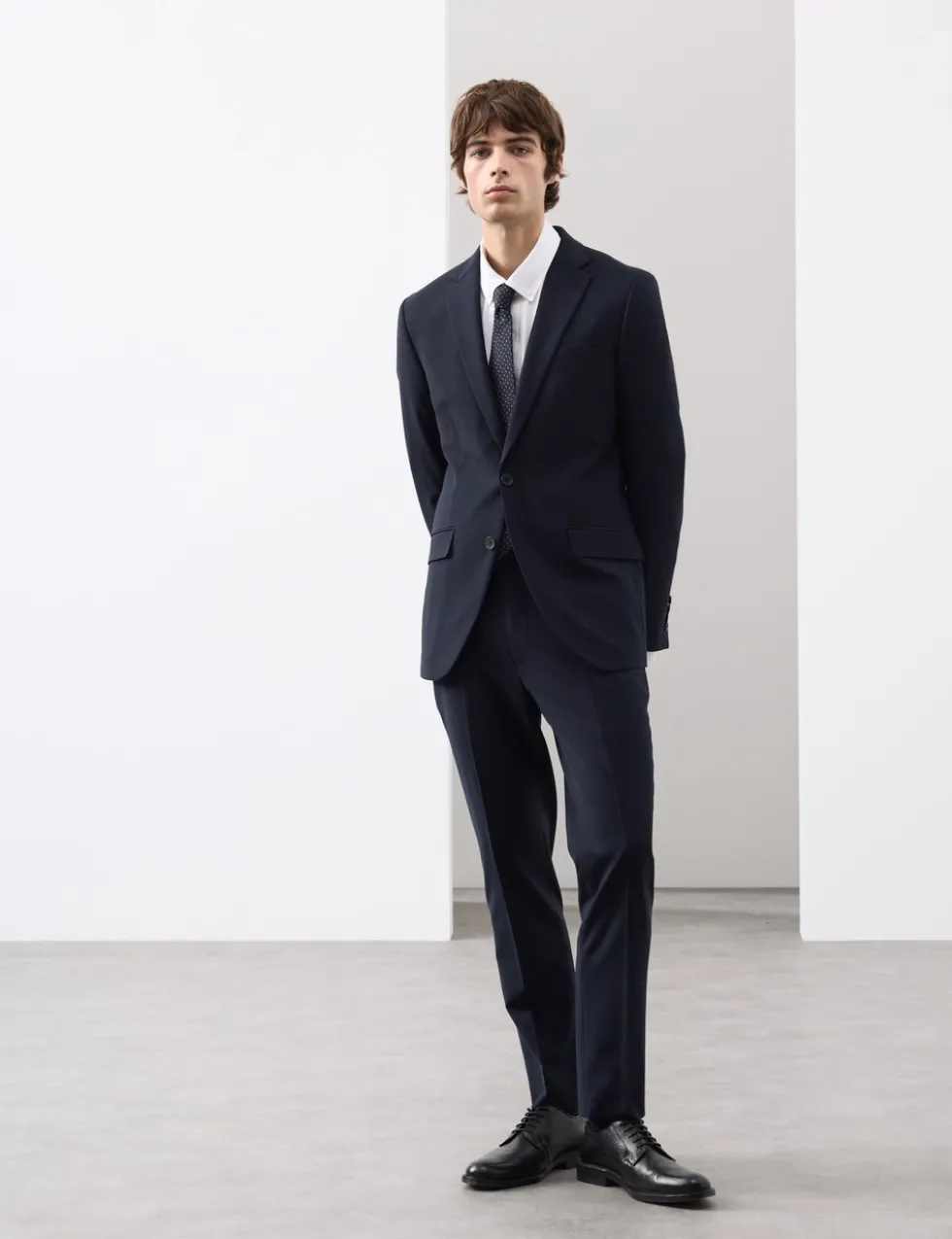 Slim Fit Performance Stretch Suit Trousers