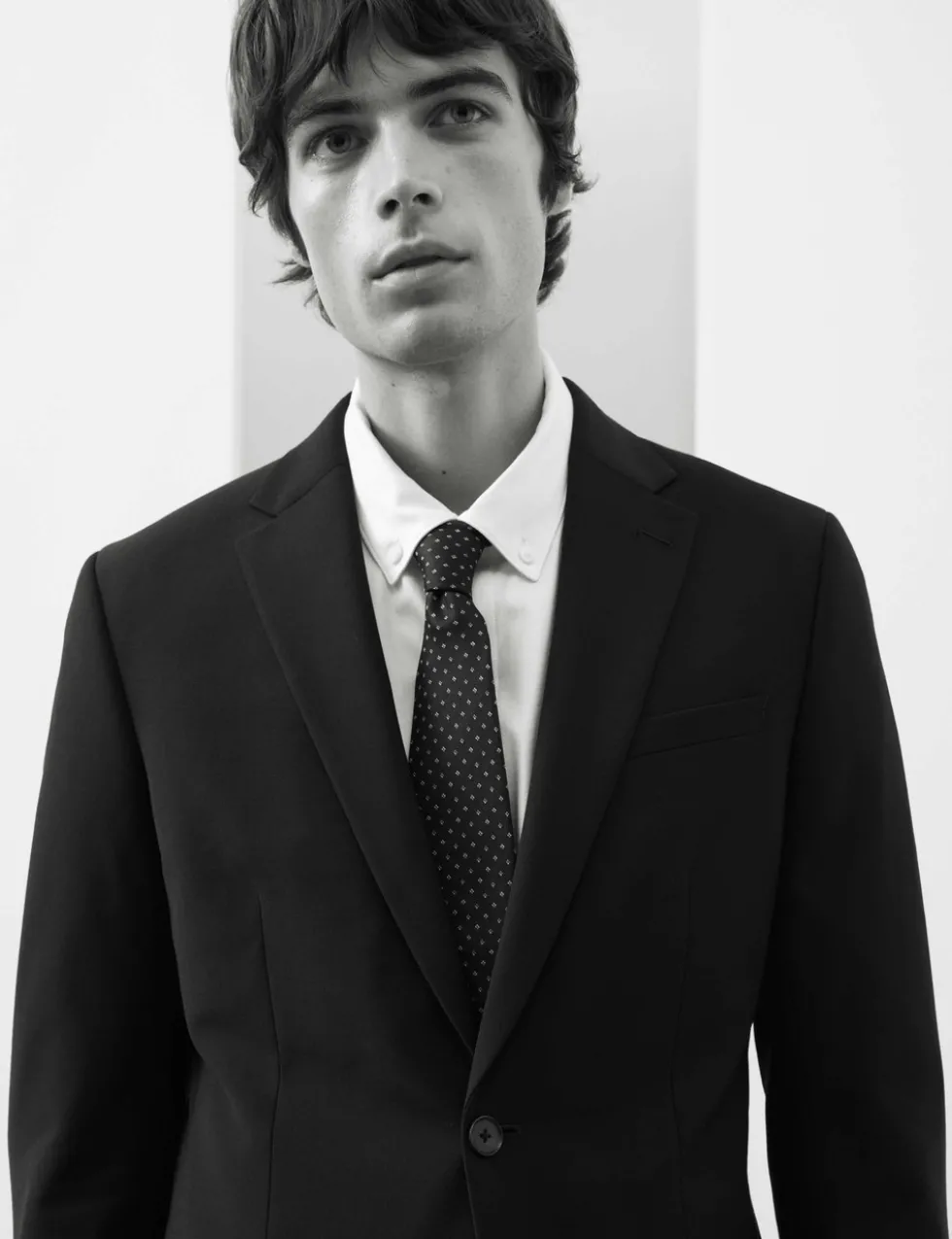 Slim Fit Performance Stretch Suit Jacket