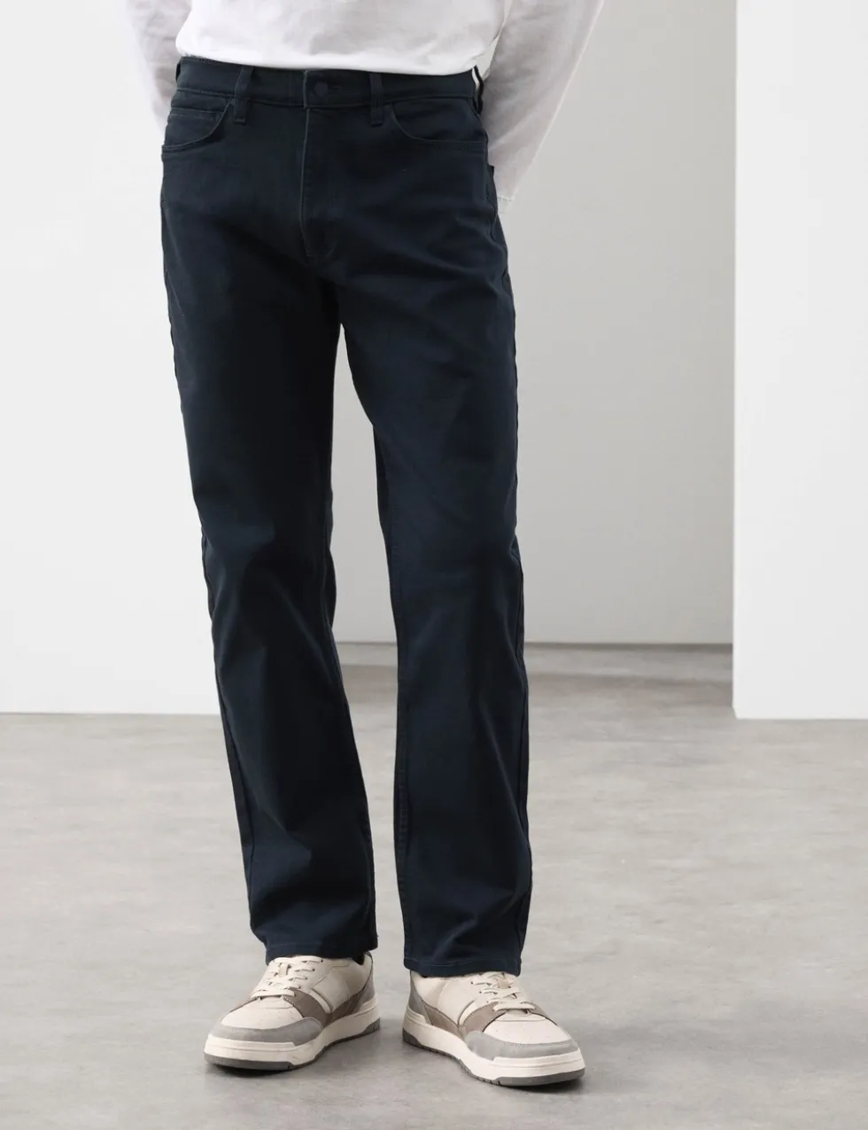 Straight Fit 360 Flex Stretch Jeans