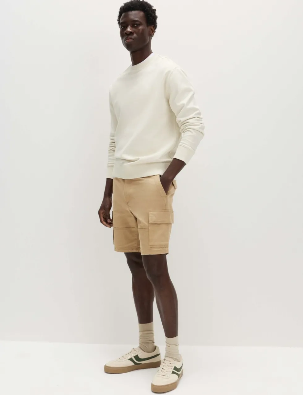 Straight Fit Stretch Cargo Short