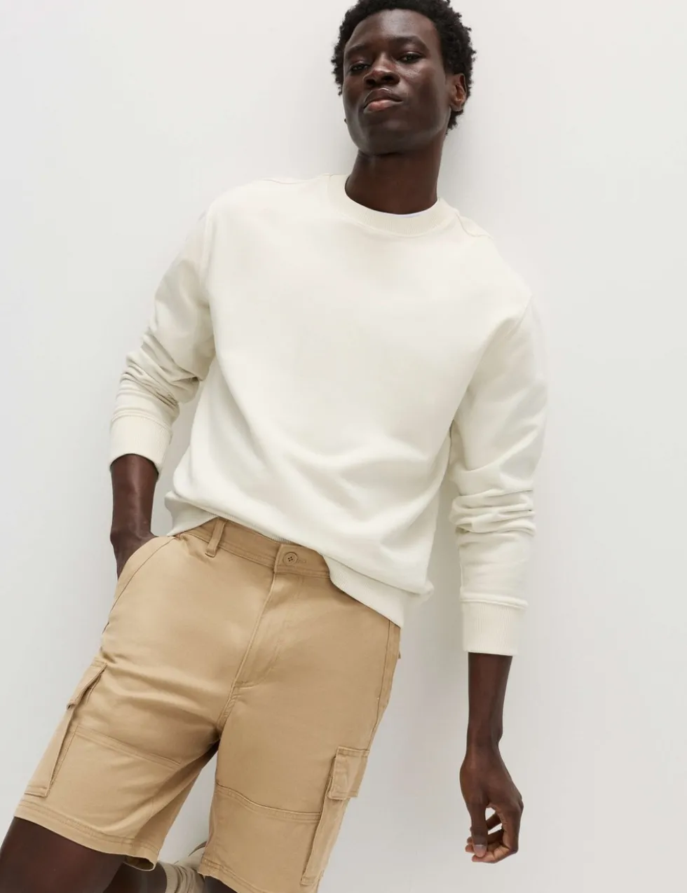 Straight Fit Stretch Cargo Short