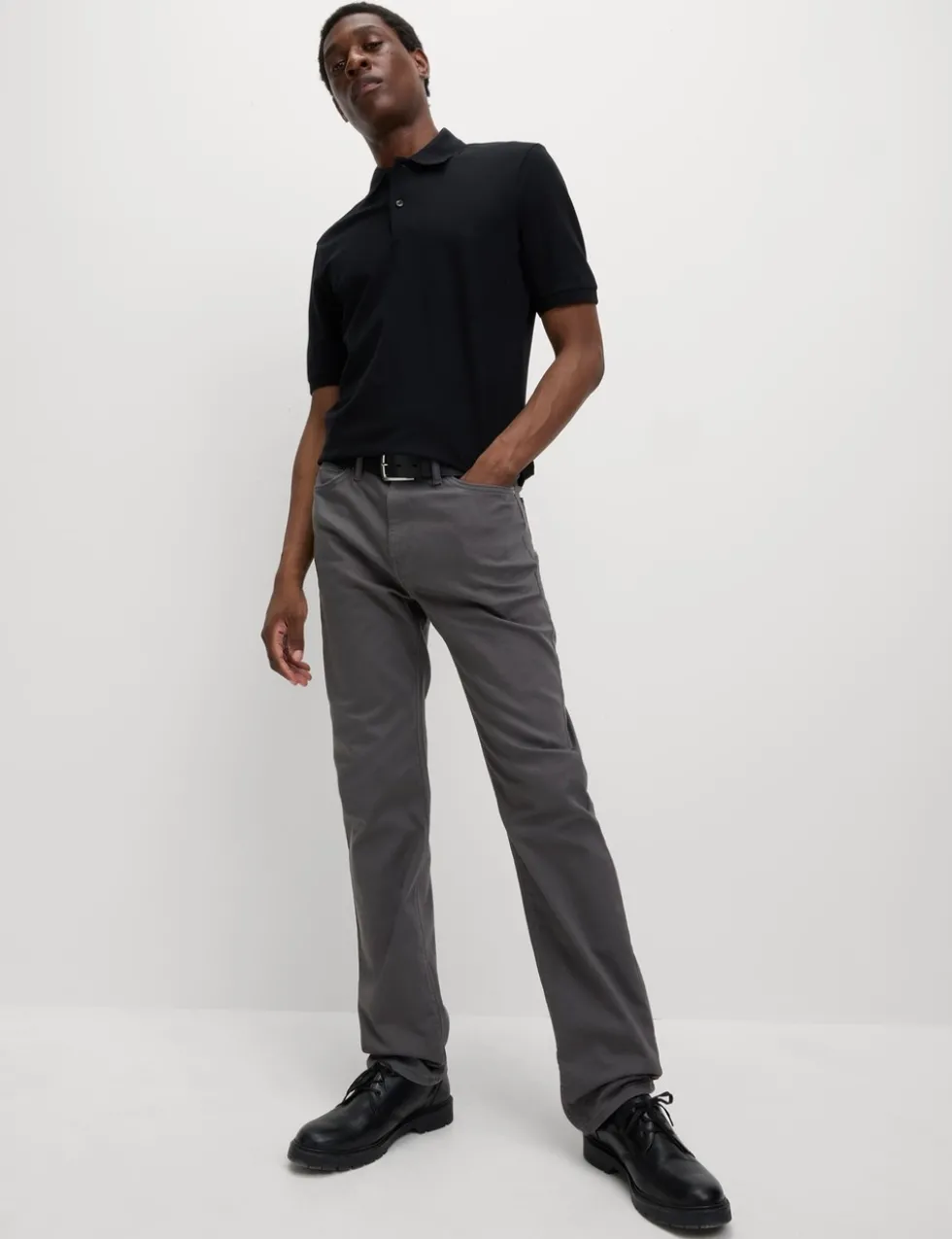 Straight Fit Stretch Jeans