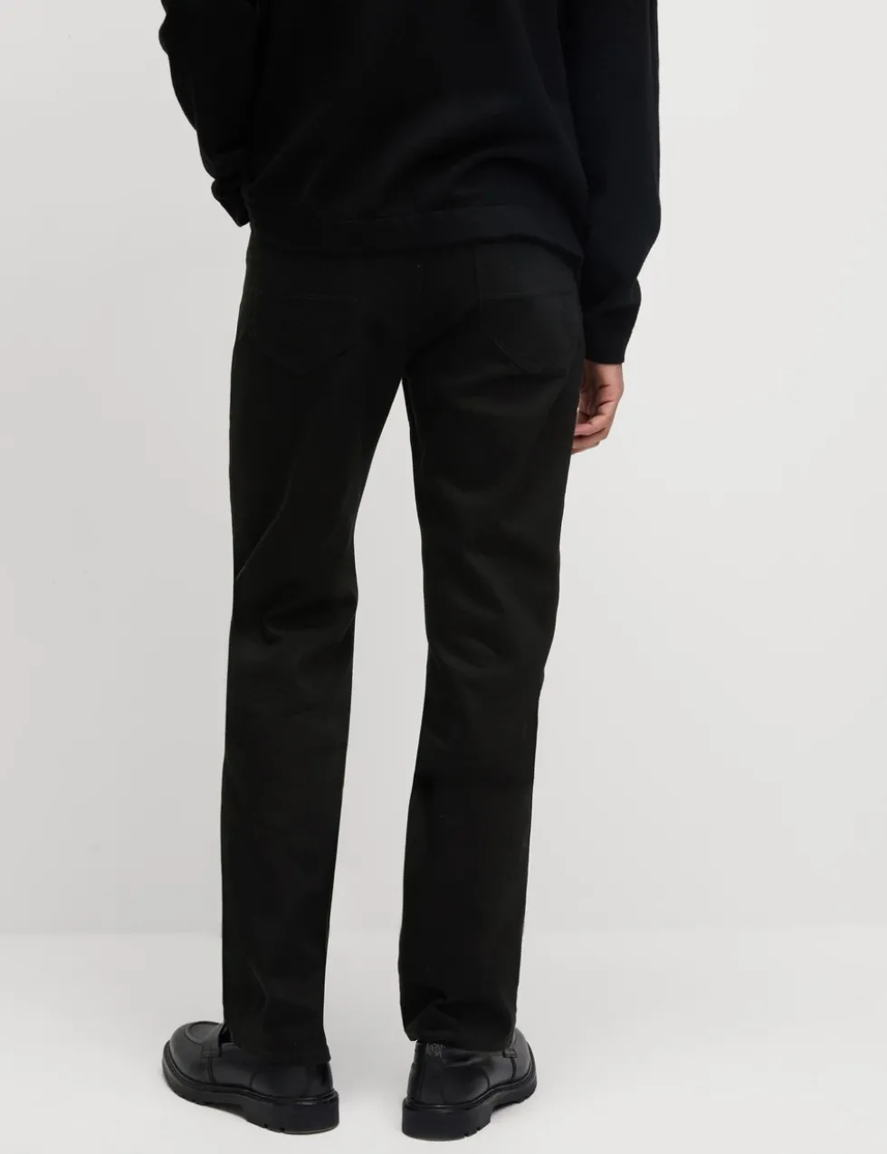Straight Fit Stretch Jeans