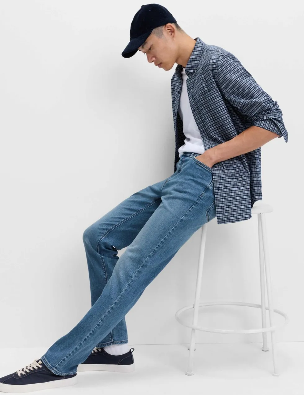 Straight Fit Stretch Jeans