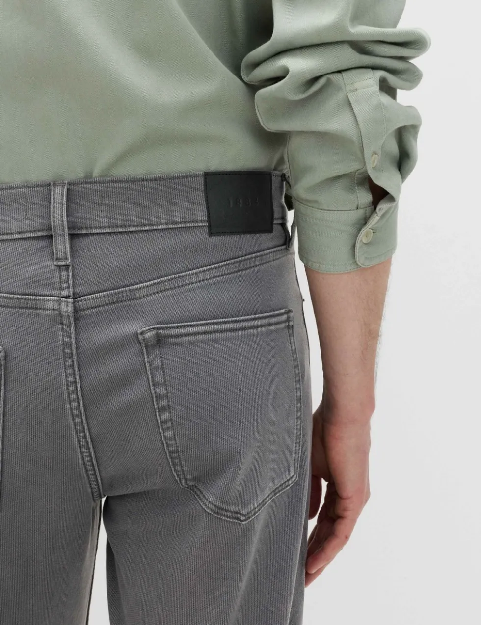 Straight Fit Textured 5 Pocket Jeans