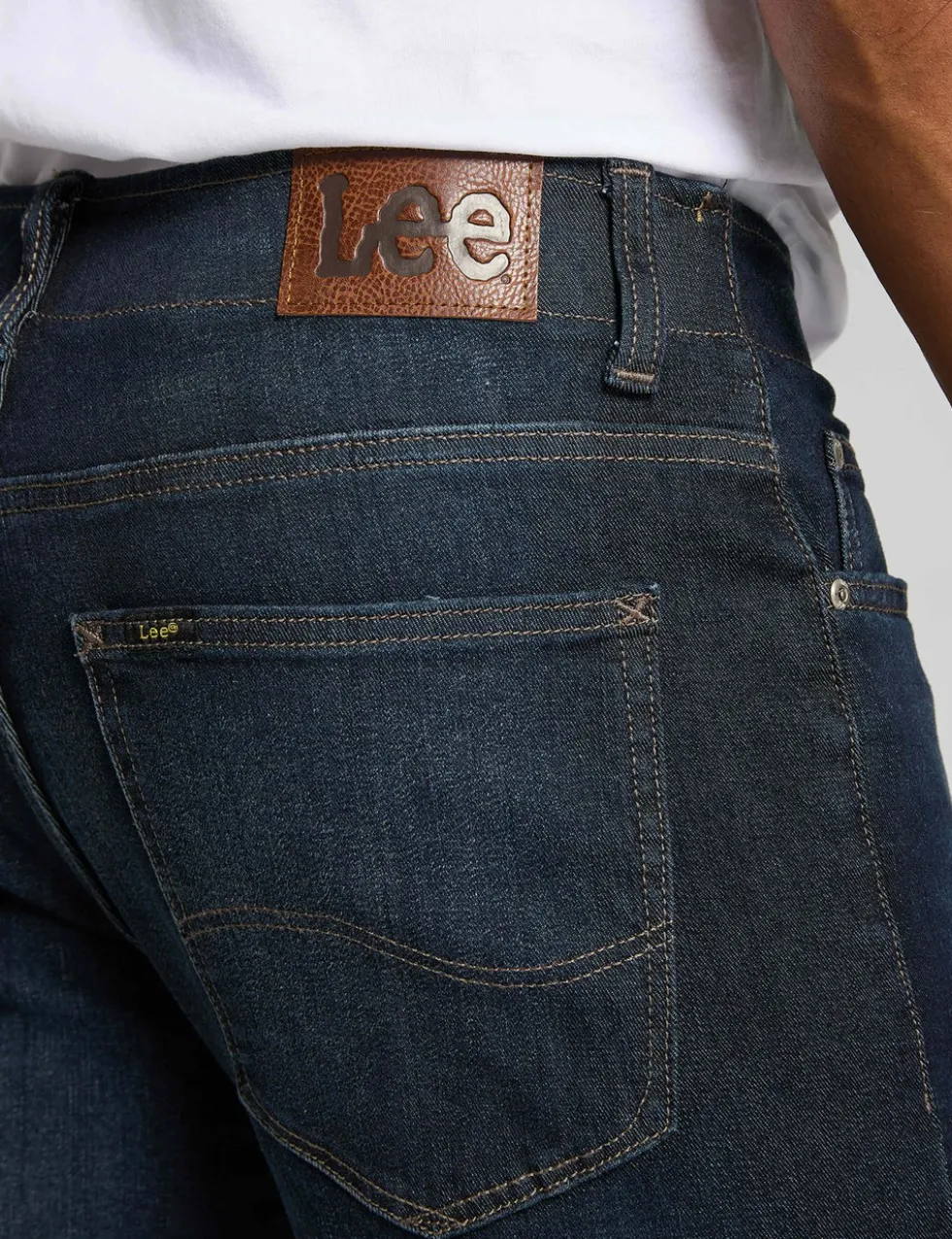 Straight Fit XM 5 Pocket Jeans