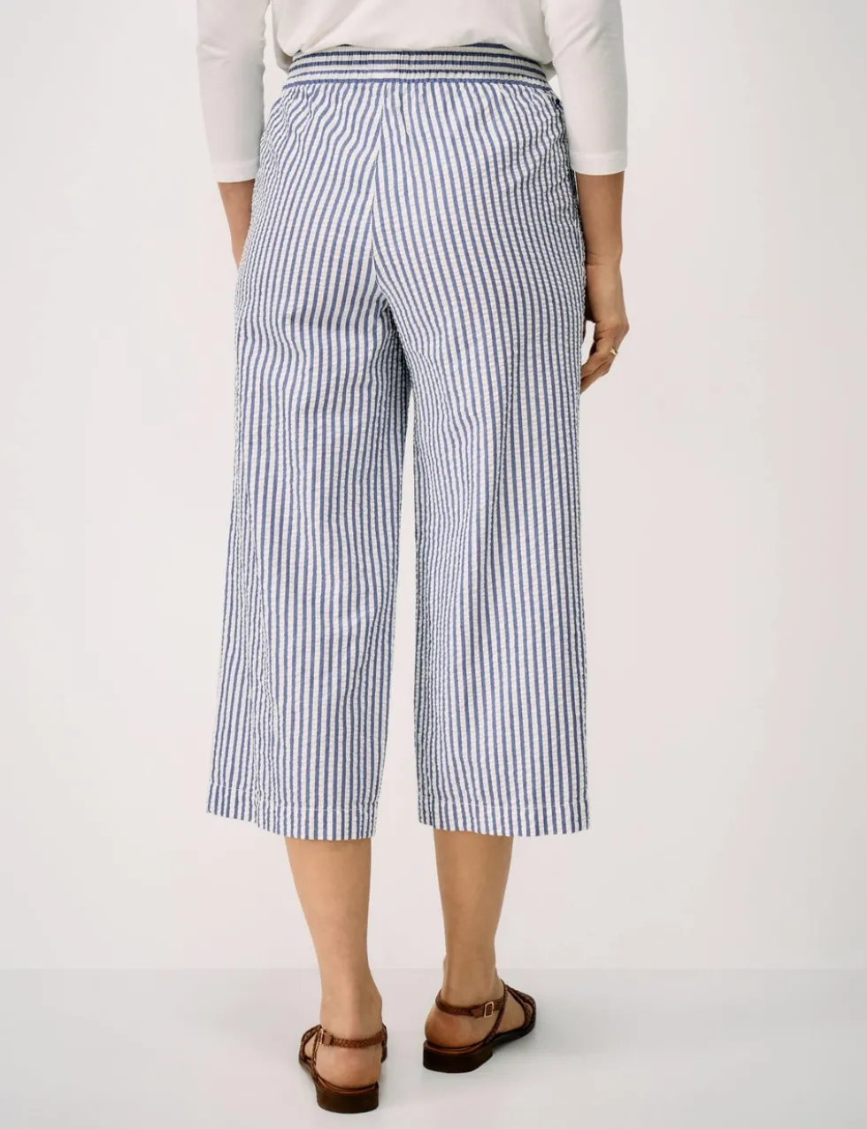 Striped Seersucker Wide Leg Cropped Trousers