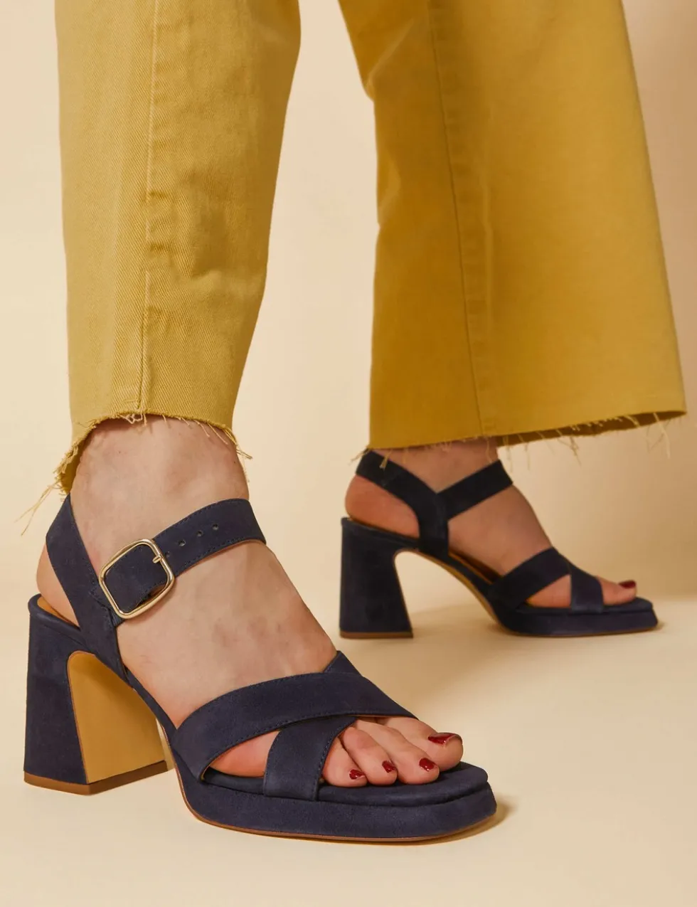 Suede Ankle Strap Block Heel Platform Sandals
