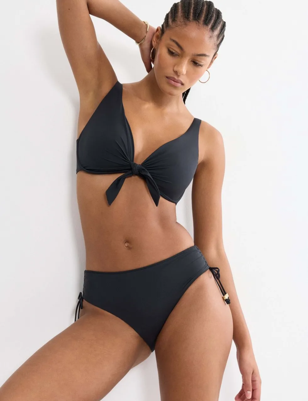 Summer Twist Wired Plunge Bikini Top