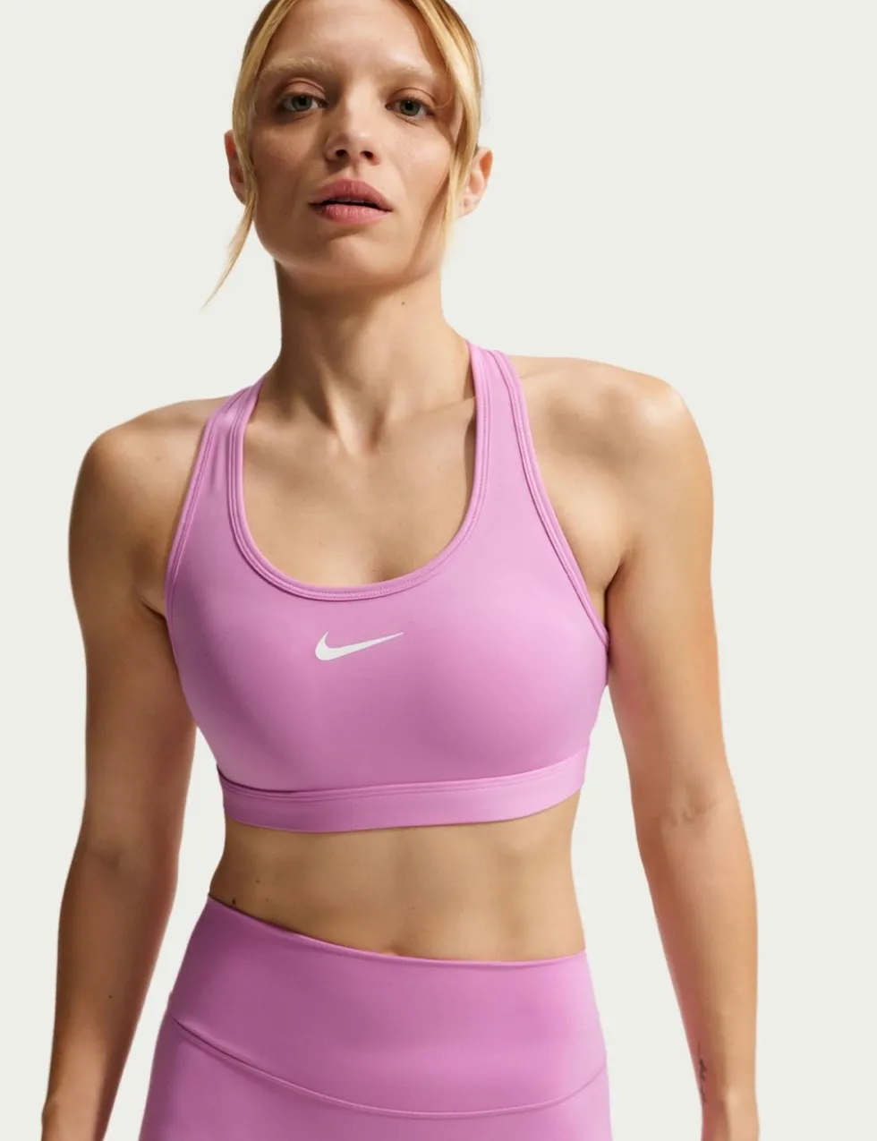 Swoosh™ Medium Support Sports Bra