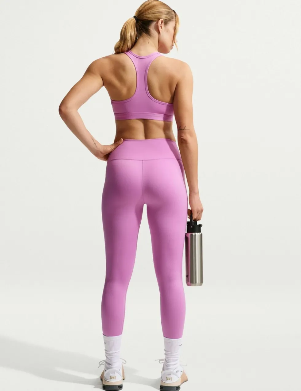 Swoosh™ Medium Support Sports Bra