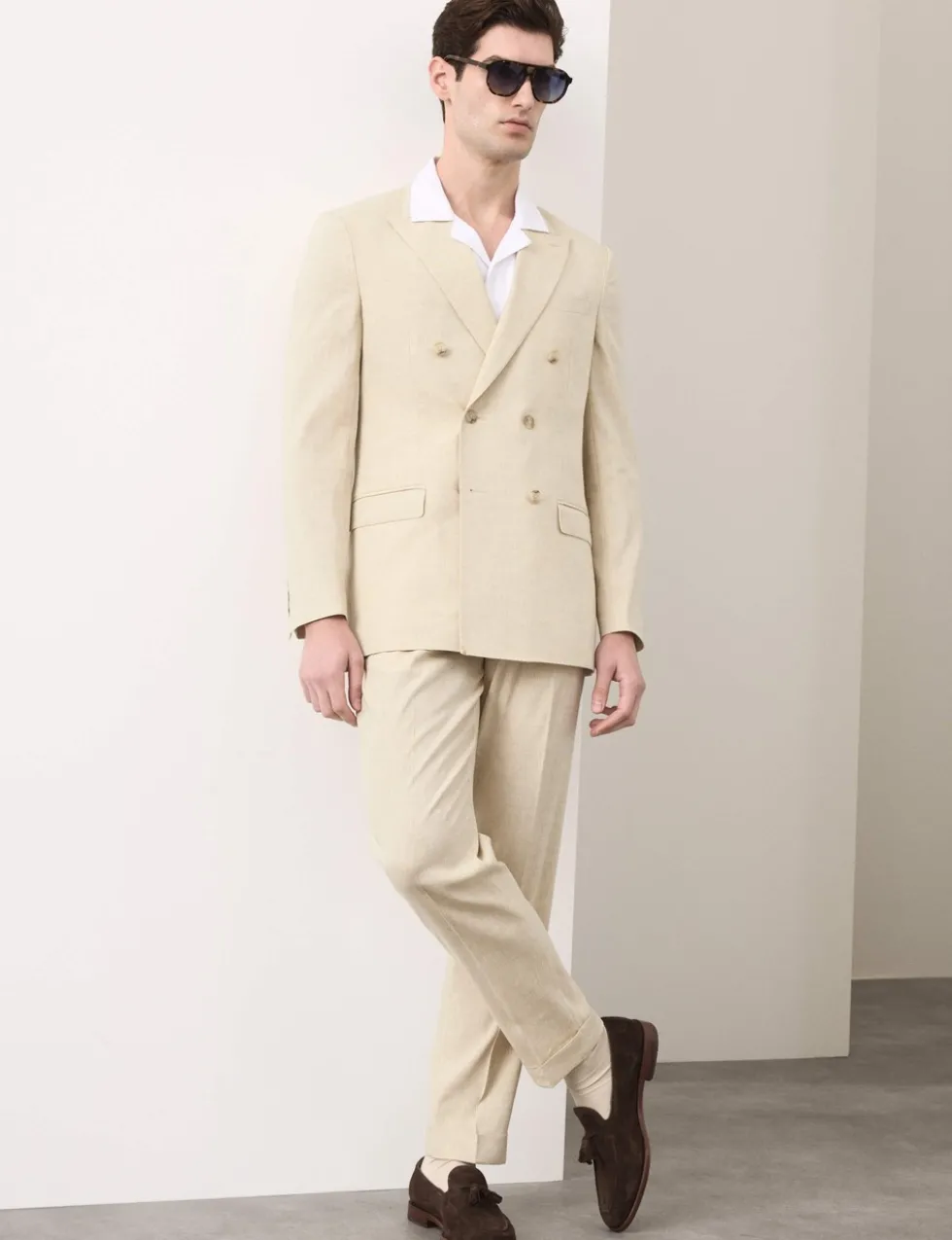 Tailored Fit Italian Performance Linen Blend Double Breasted Suit Jacket