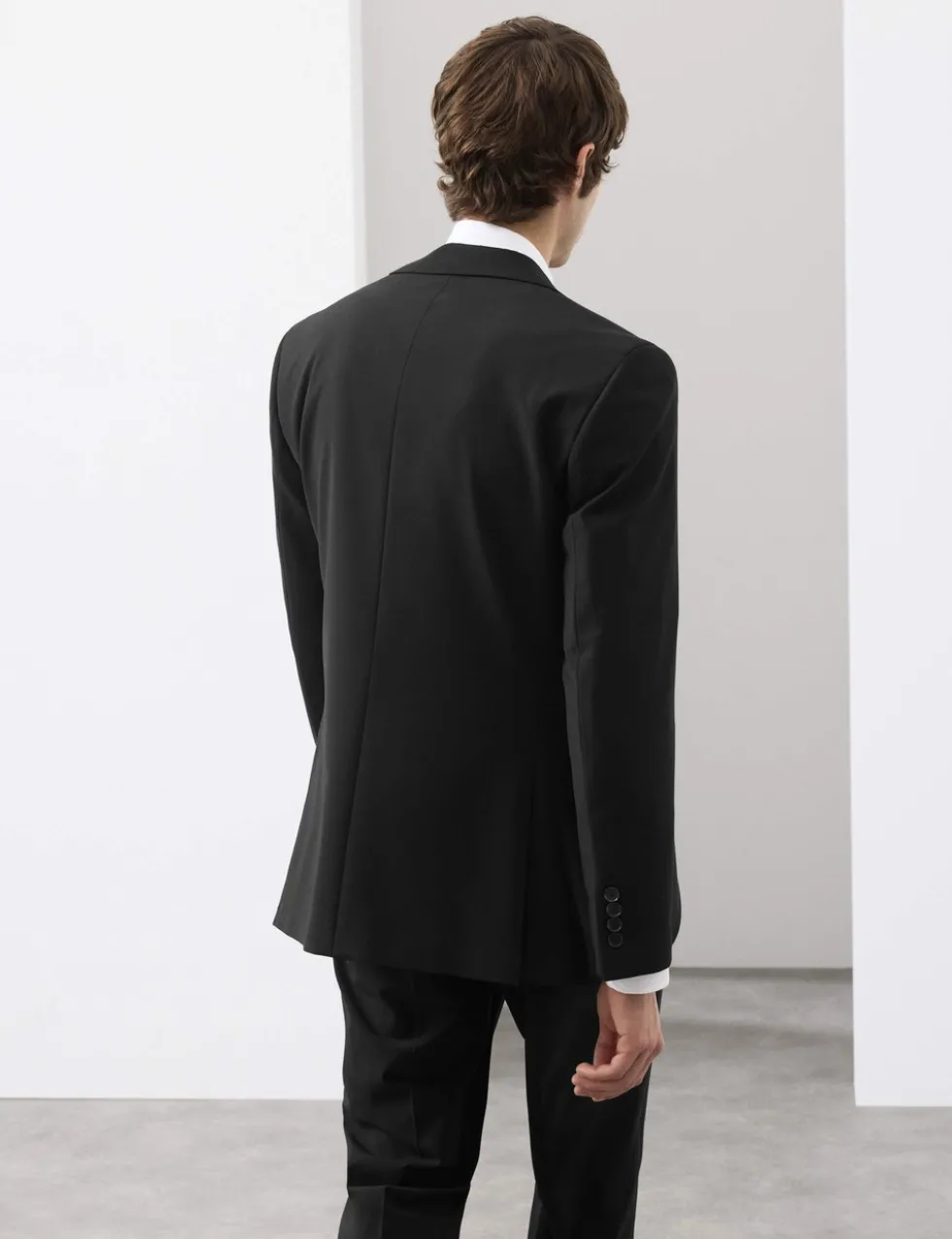 Tailored Fit Performance Suit Jacket
