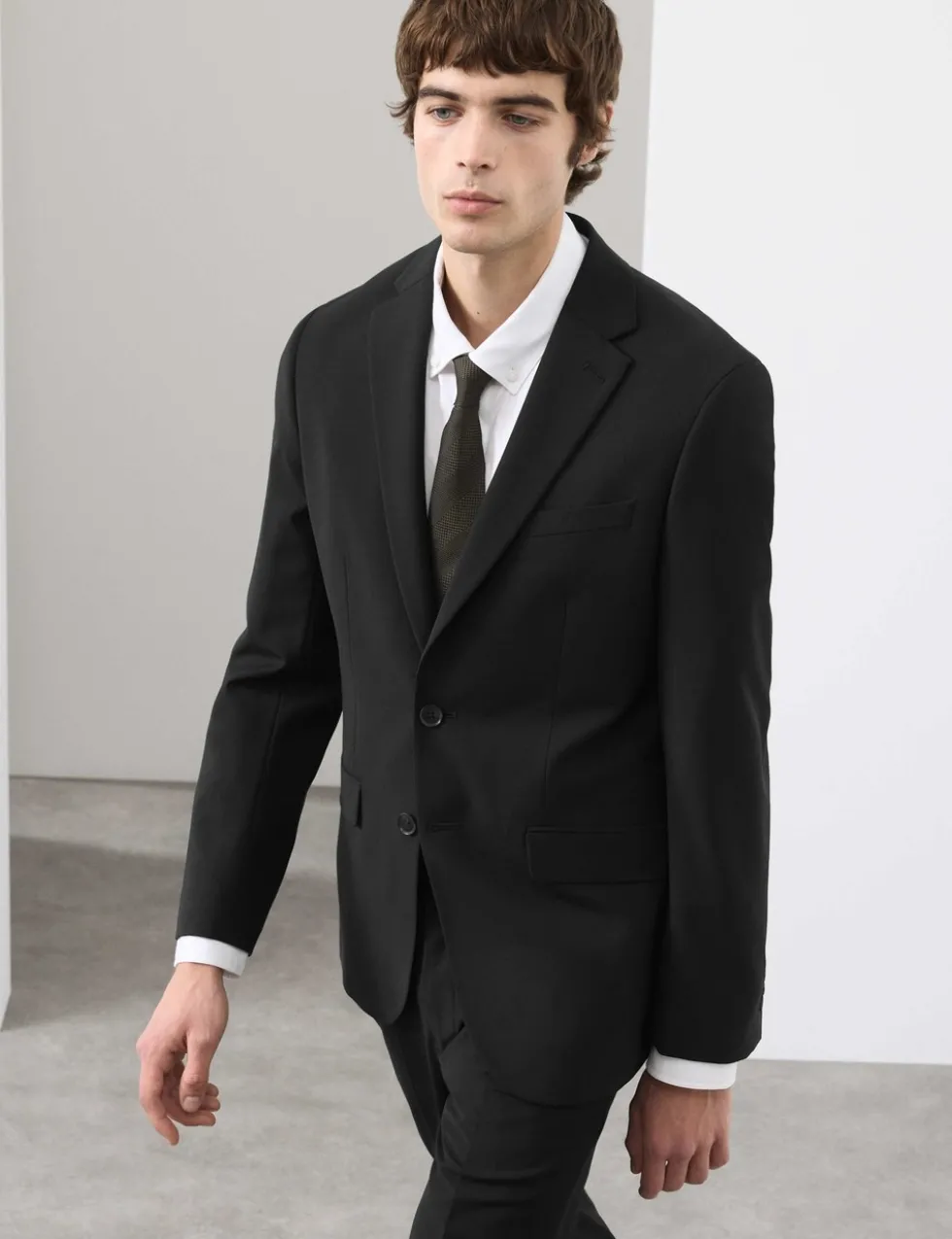 Tailored Fit Performance Suit Jacket
