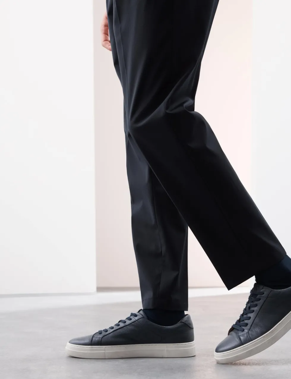 Tailored Fit Performance Packable Suit Trouser