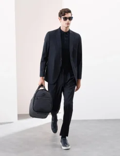 Tailored Fit Performance Packable Suit Jacket