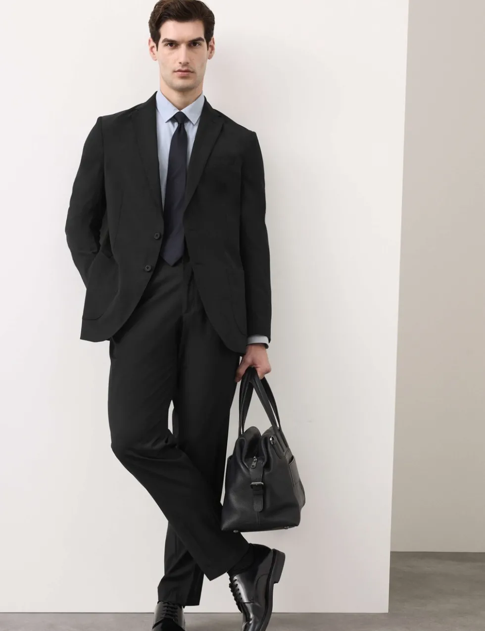 Tailored Fit Performance Packable Suit Jacket