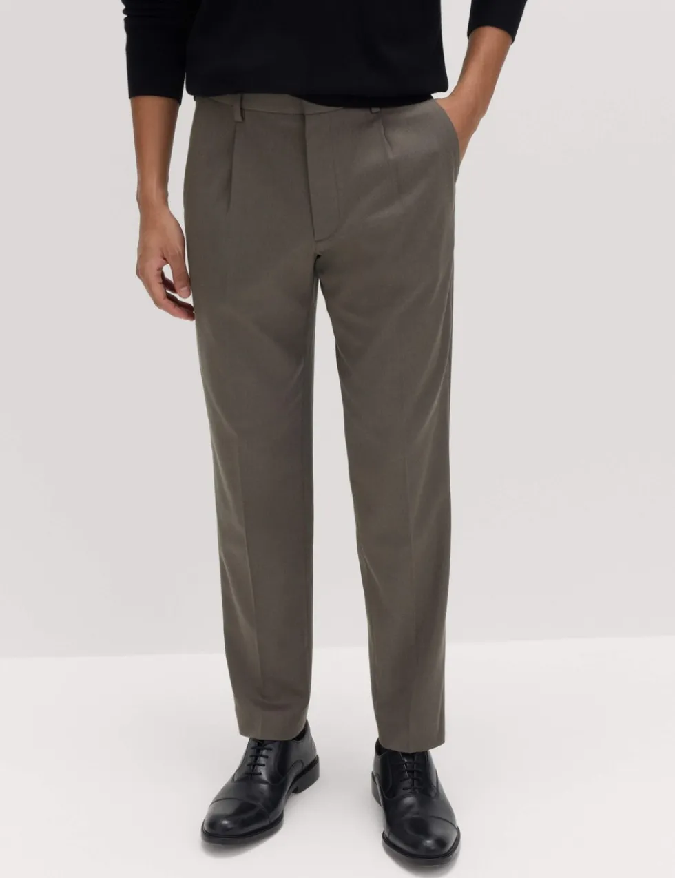 Tailored Fit Stretch Smart Trousers
