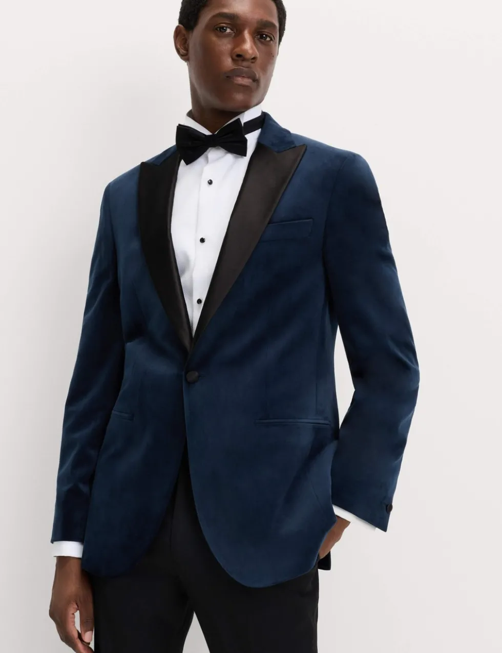 Tailored Fit Velvet Tuxedo Jacket